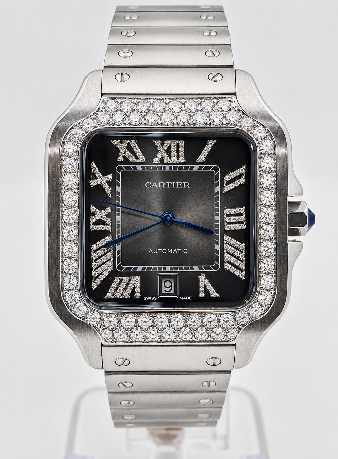 Square 40 Gunmetal Diamond Bezel